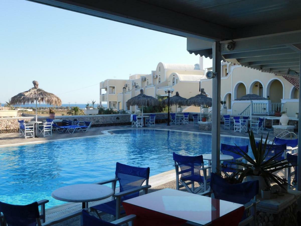 Sea Side Perivolos Hotel Exterior photo